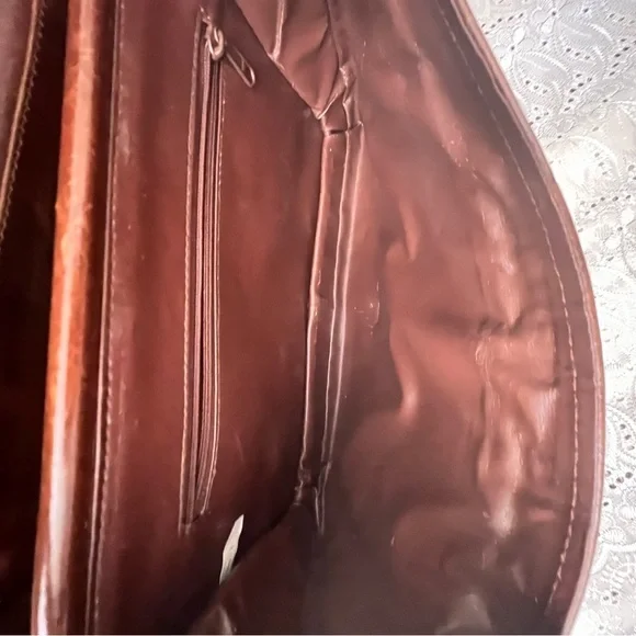 Vintage George Town Elegant Brown Leather Shoulder Bag/Crossbody - Picture 6 of 8